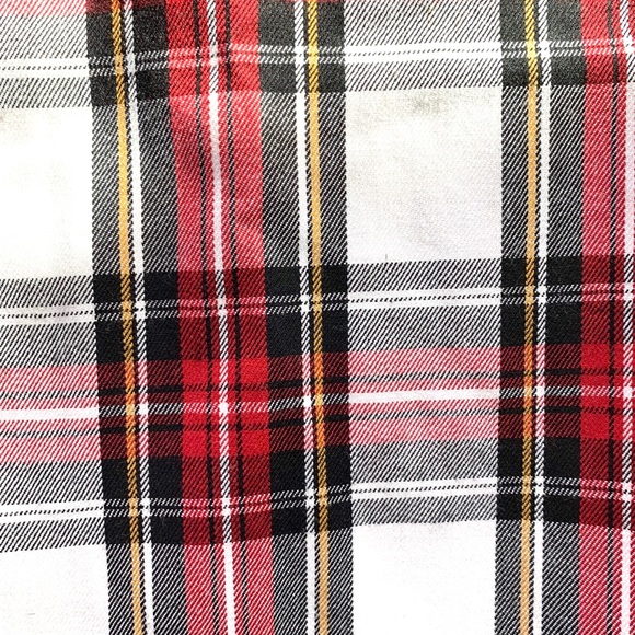 Brandy Melville Plaid Pleated Skirt - Picture 3 of 5